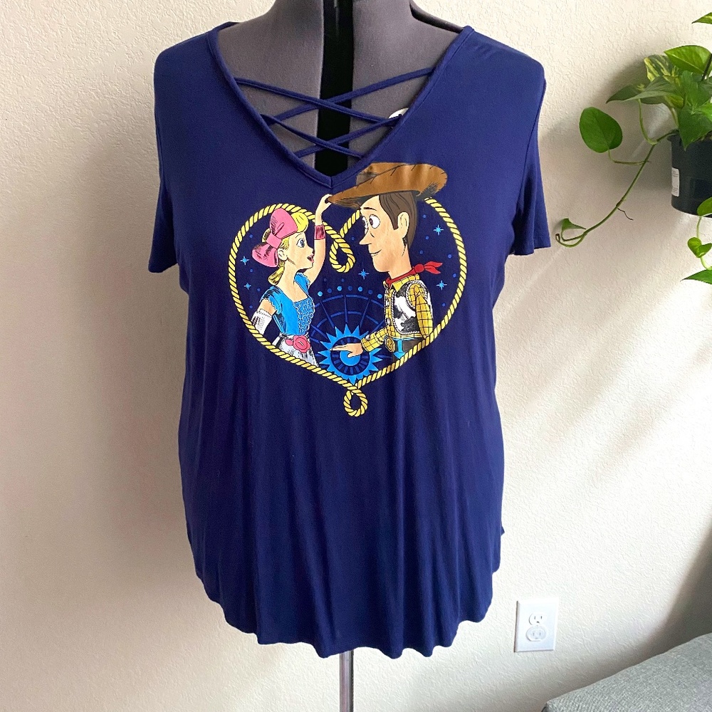 Pixar/Disney For Torrid Size 2 Toy Story Top w/ Lattice Front